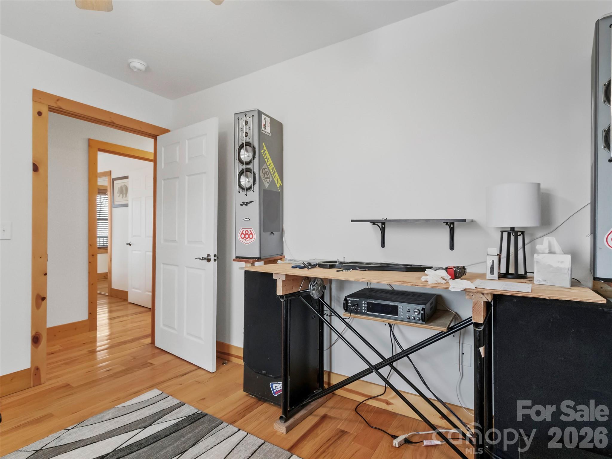 462 Little Mountain Road — Bakersville