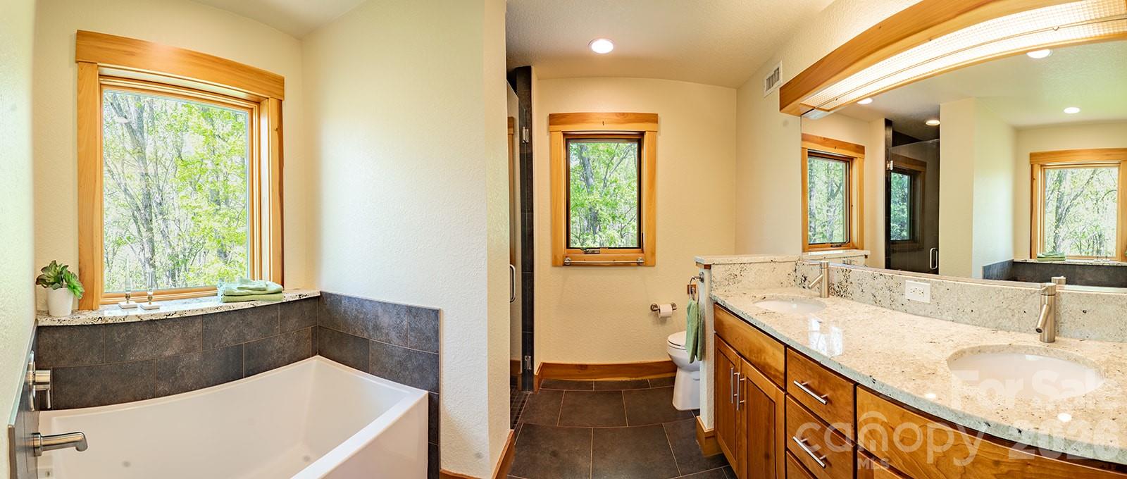 26 Robinson Creek Road — Asheville