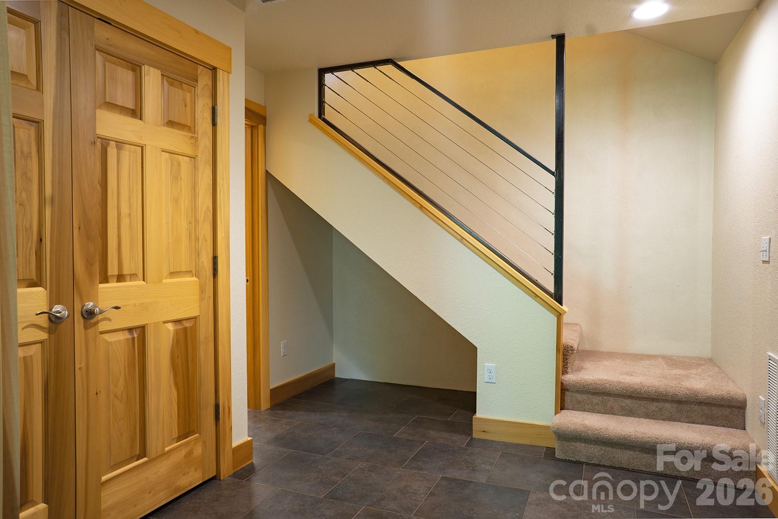 26 Robinson Creek Road — Asheville