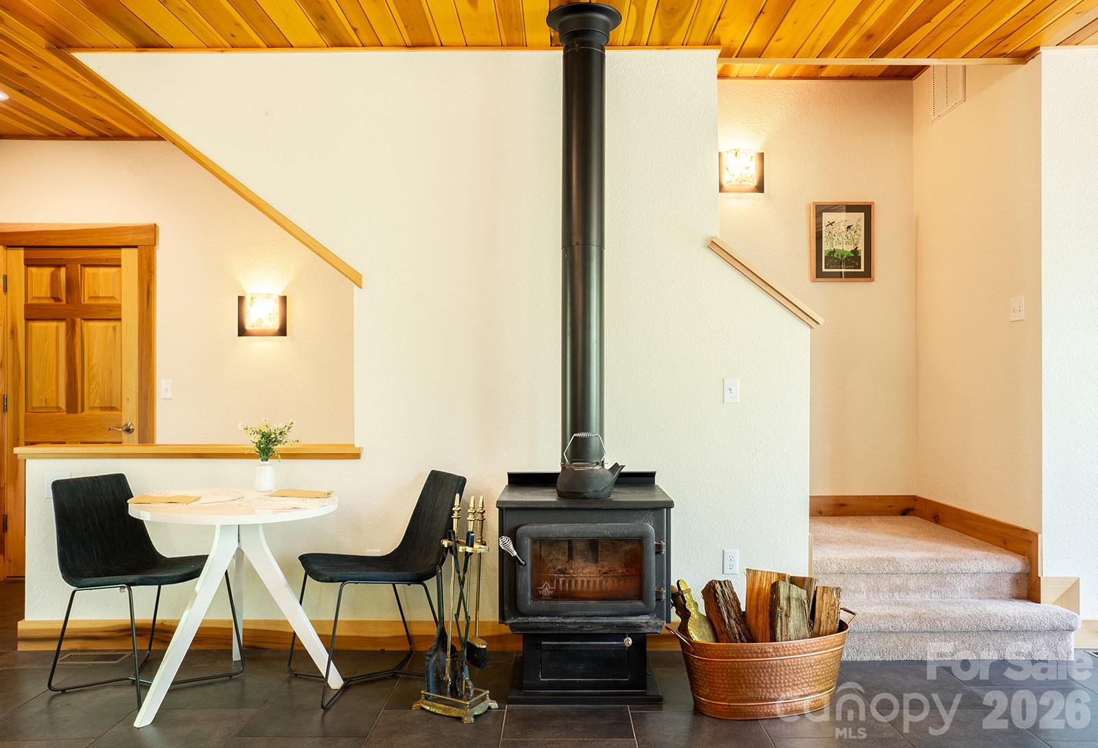 26 Robinson Creek Road — Asheville