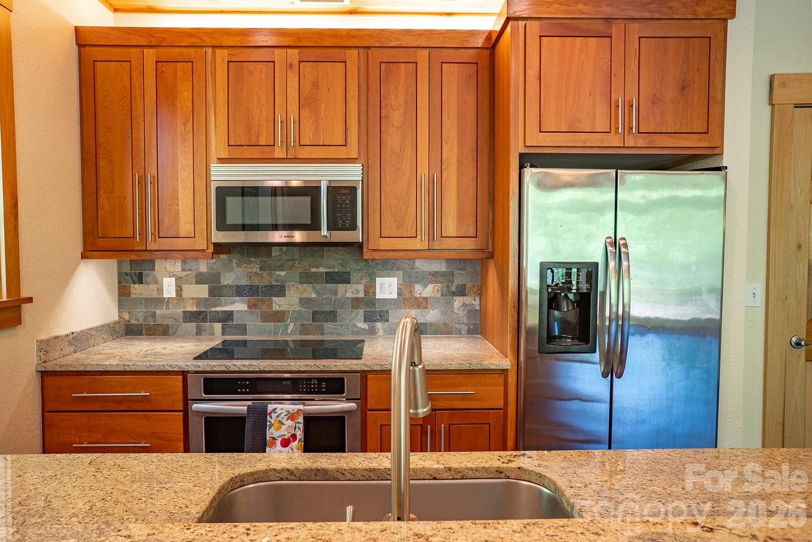 26 Robinson Creek Road — Asheville