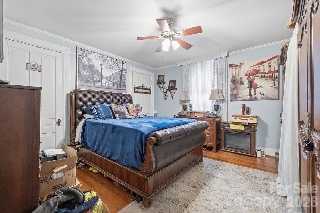 427 Davie Avenue — Statesville