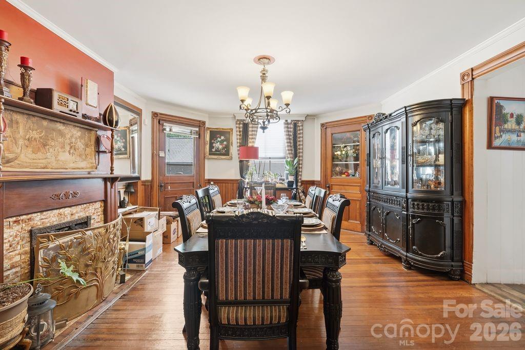 427 Davie Avenue — Statesville
