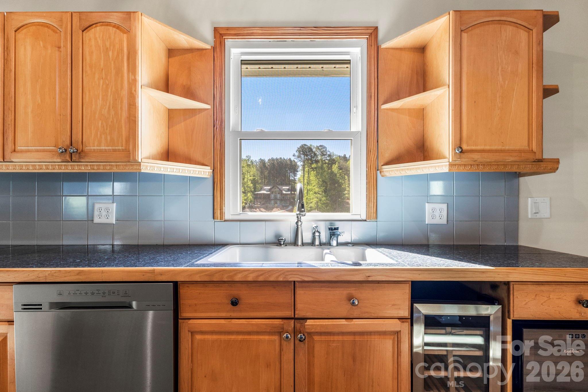 6691 Love Point Road — Denver