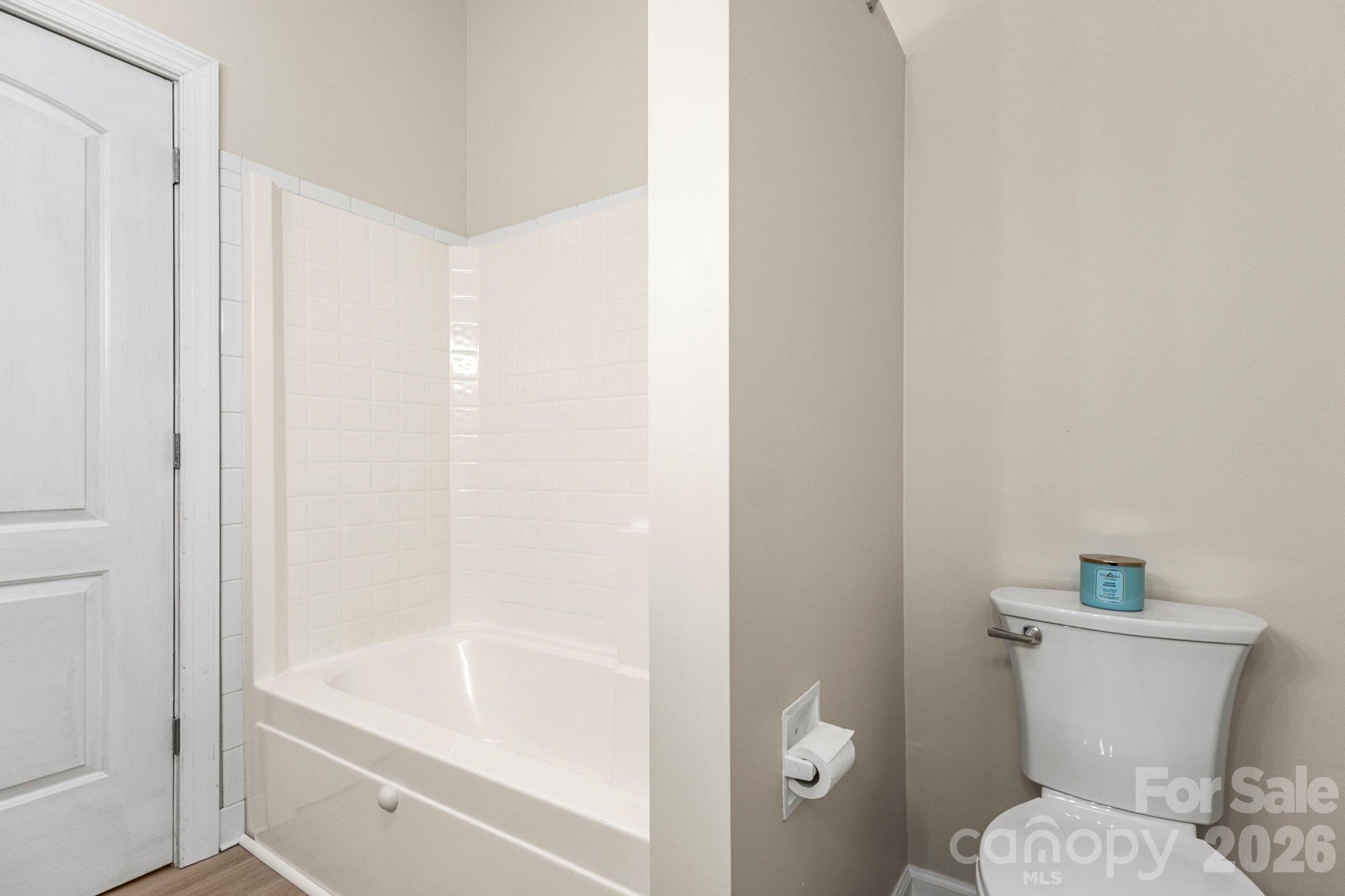 6691 Love Point Road — Denver