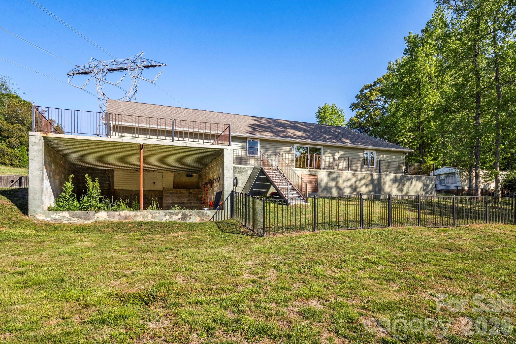 6691 Love Point Road — Denver