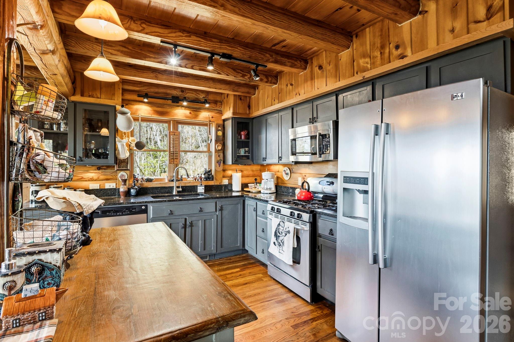 195 Justin Ridge — Clyde