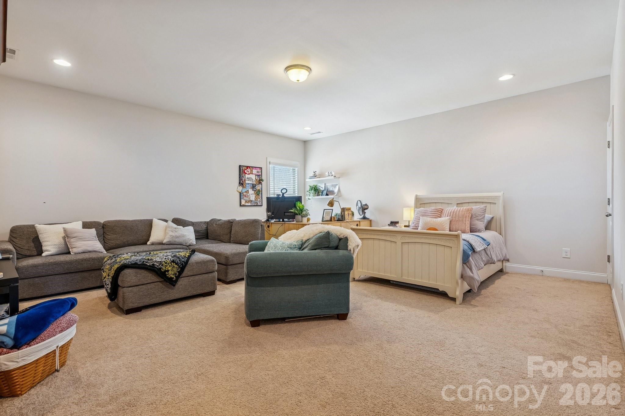 401 Hollyhock Drive — Weddington