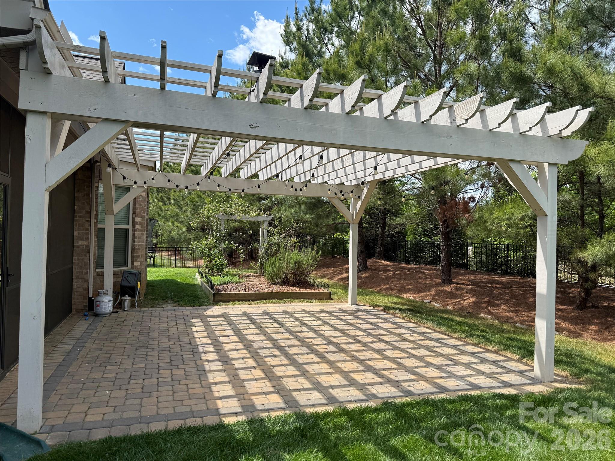 401 Hollyhock Drive — Weddington