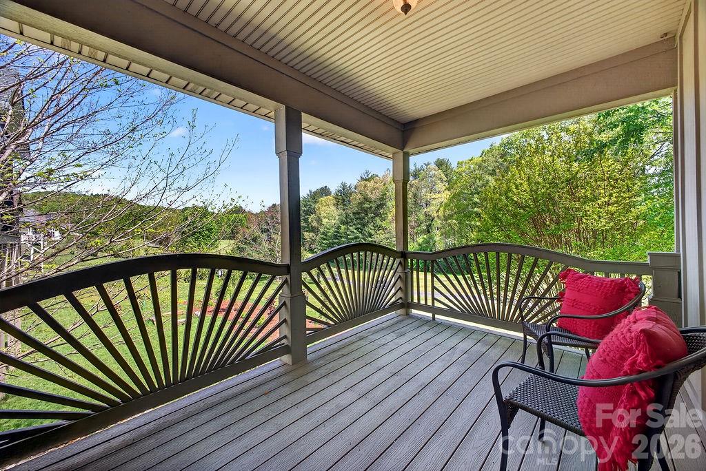 24 Triple Fairways Drive — Hendersonville