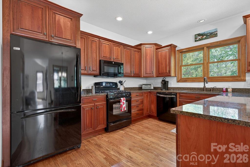 24 Triple Fairways Drive — Hendersonville