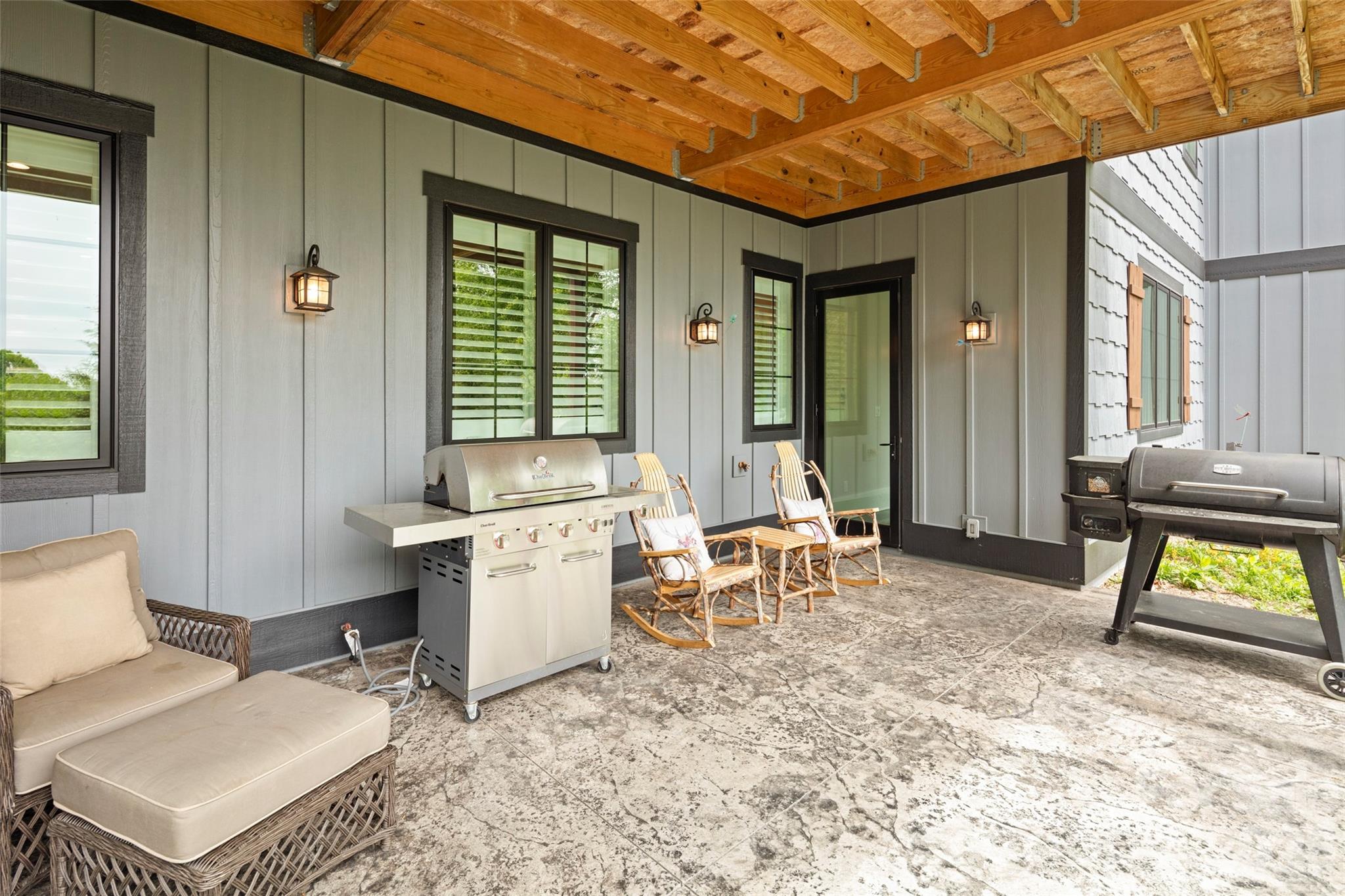 231 Tower Circle — Hendersonville
