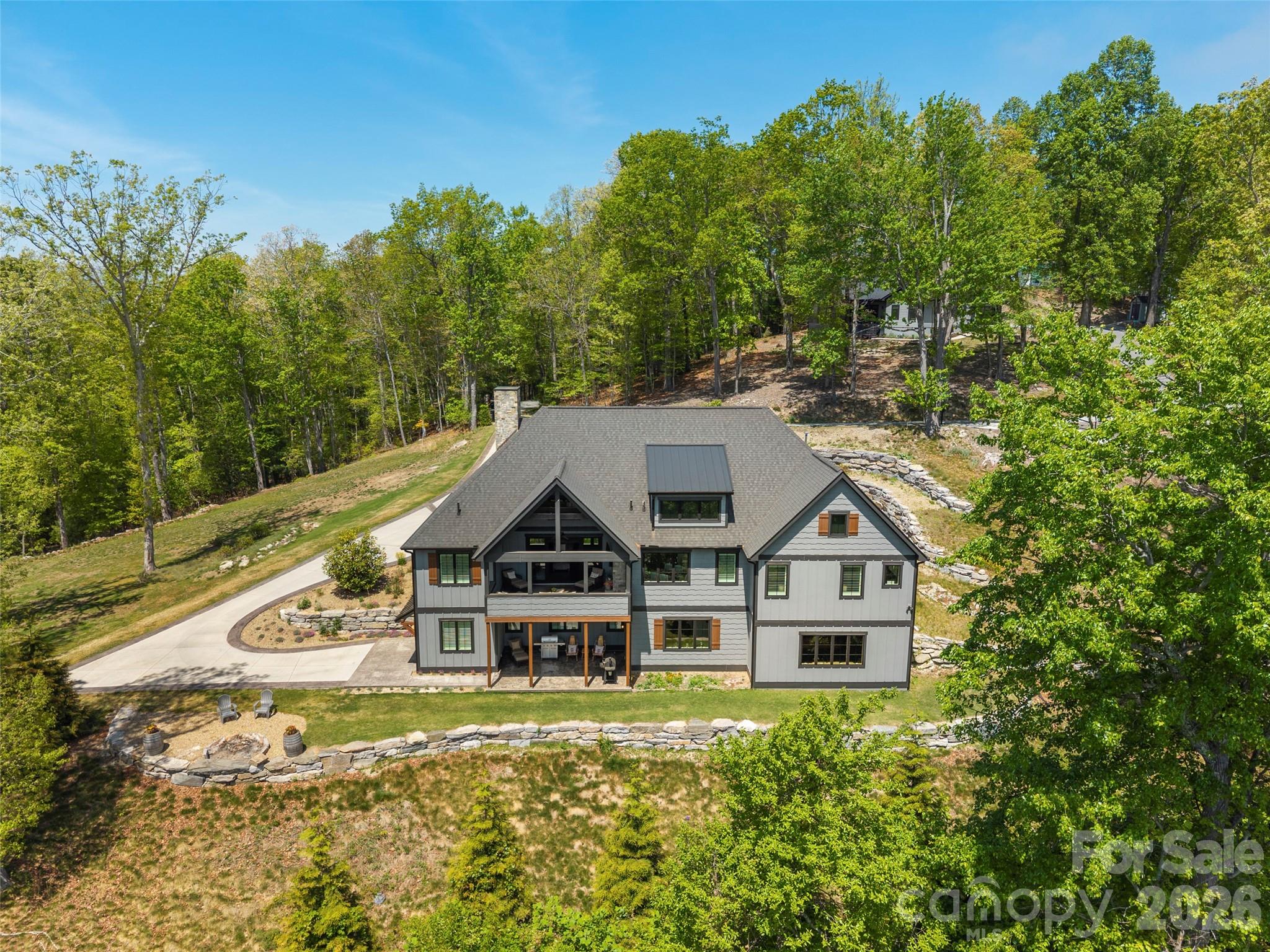 231 Tower Circle — Hendersonville