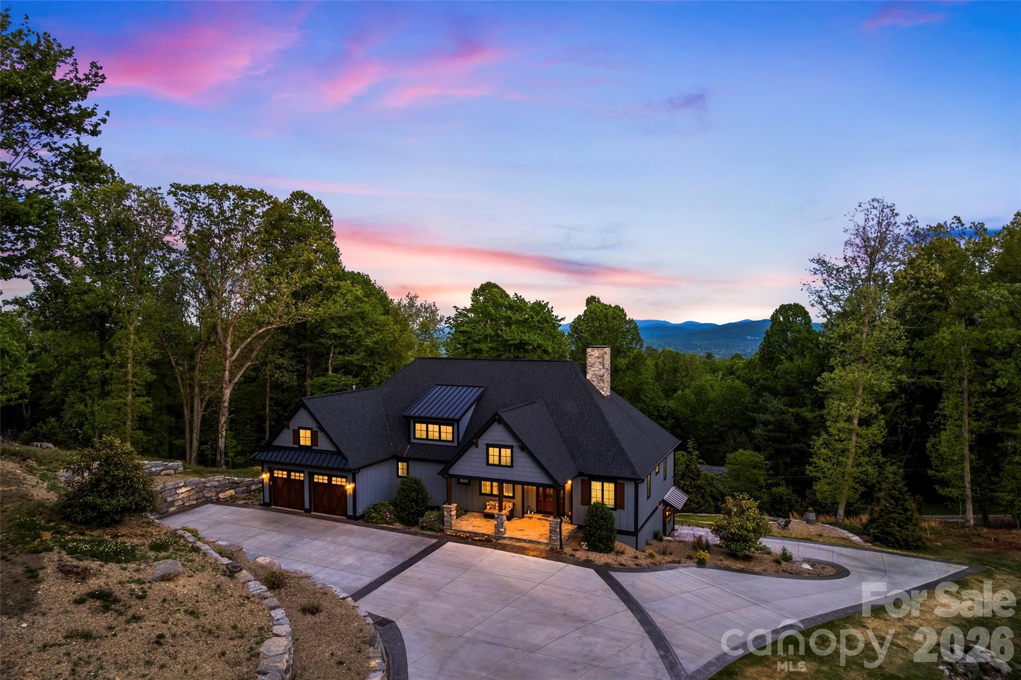 231 Tower Circle — Hendersonville