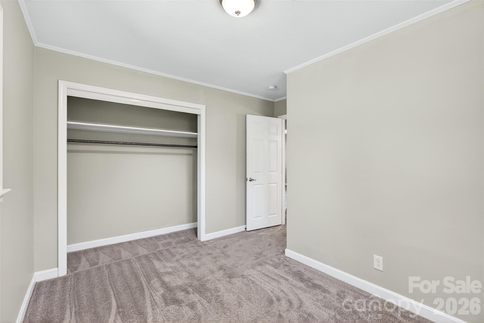 4853 S Main Street — Cowpens