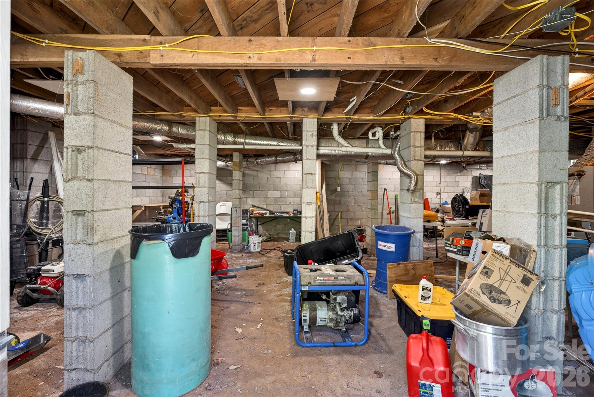 4853 S Main Street — Cowpens