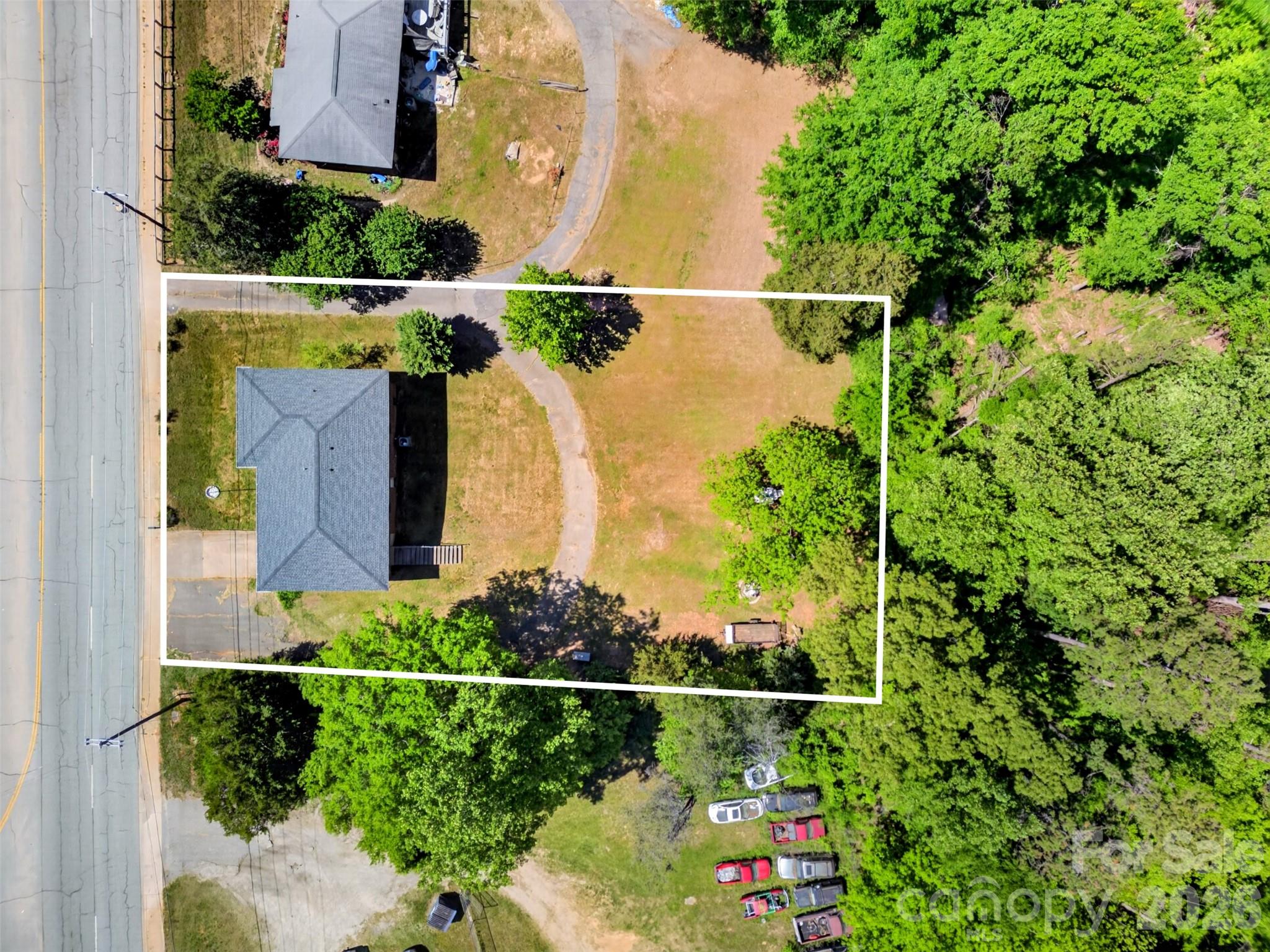4853 S Main Street — Cowpens