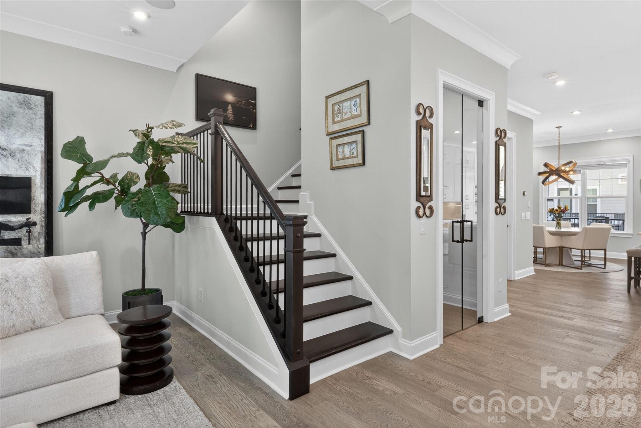 2547 Deacon Avenue — Charlotte