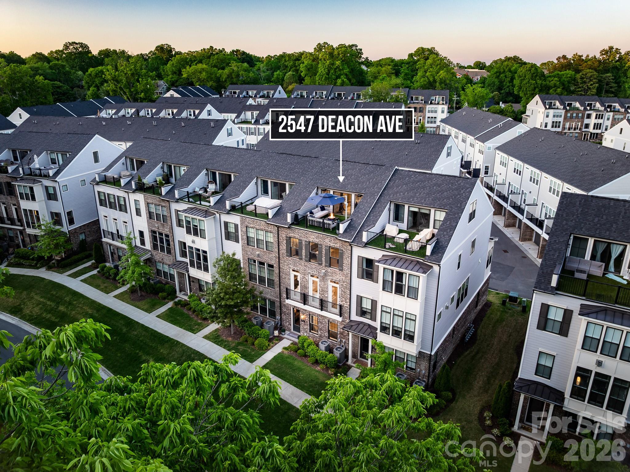 2547 Deacon Avenue — Charlotte
