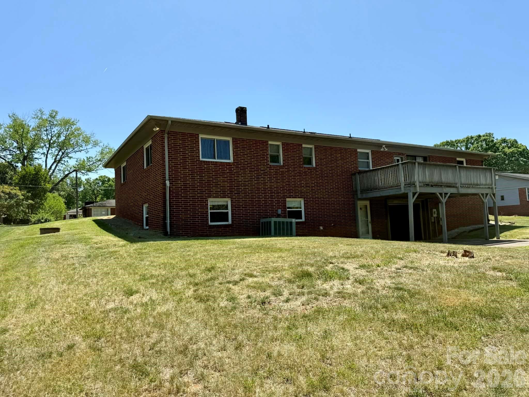 3195 Westview Street — Valdese