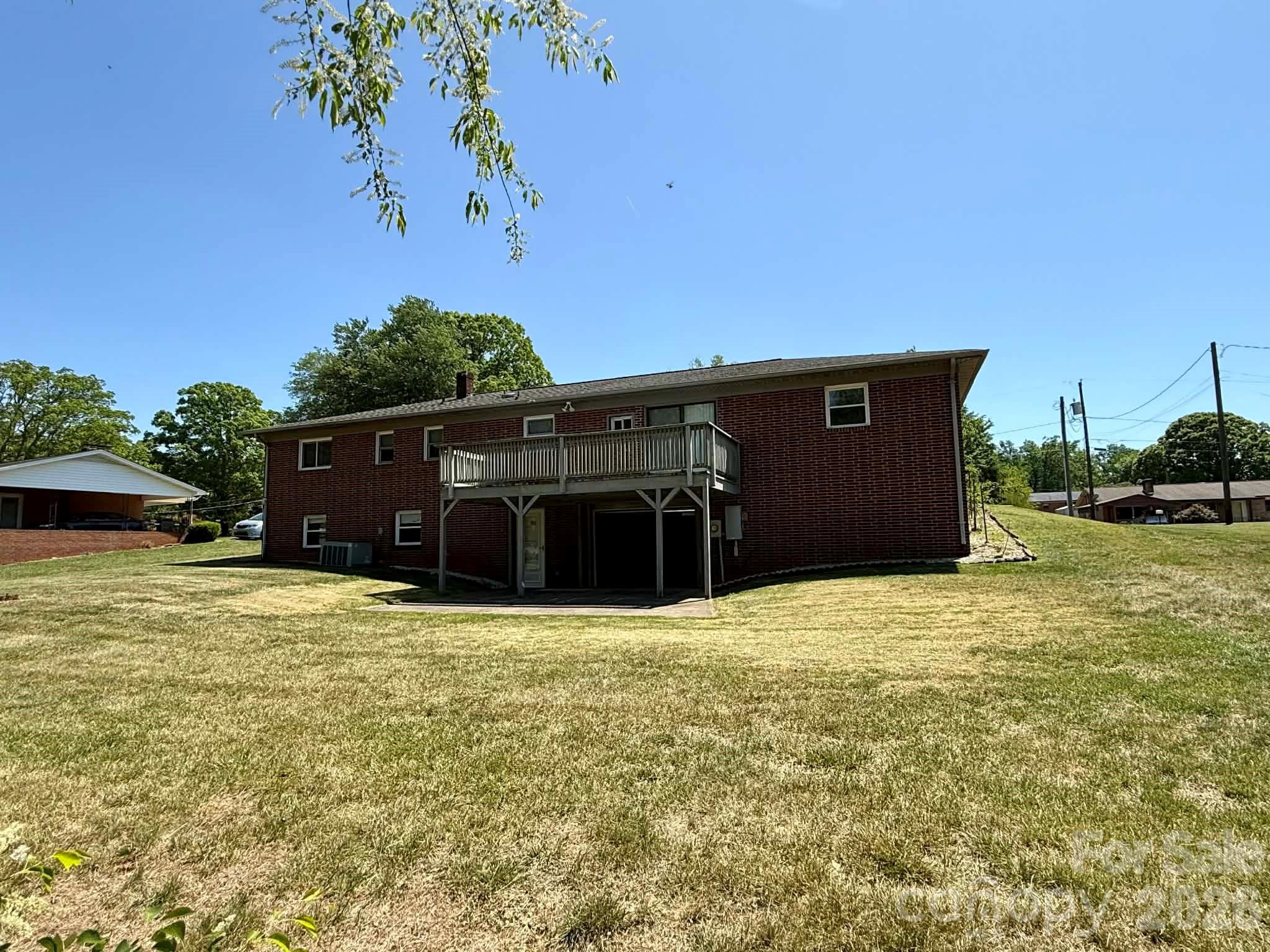 3195 Westview Street — Valdese