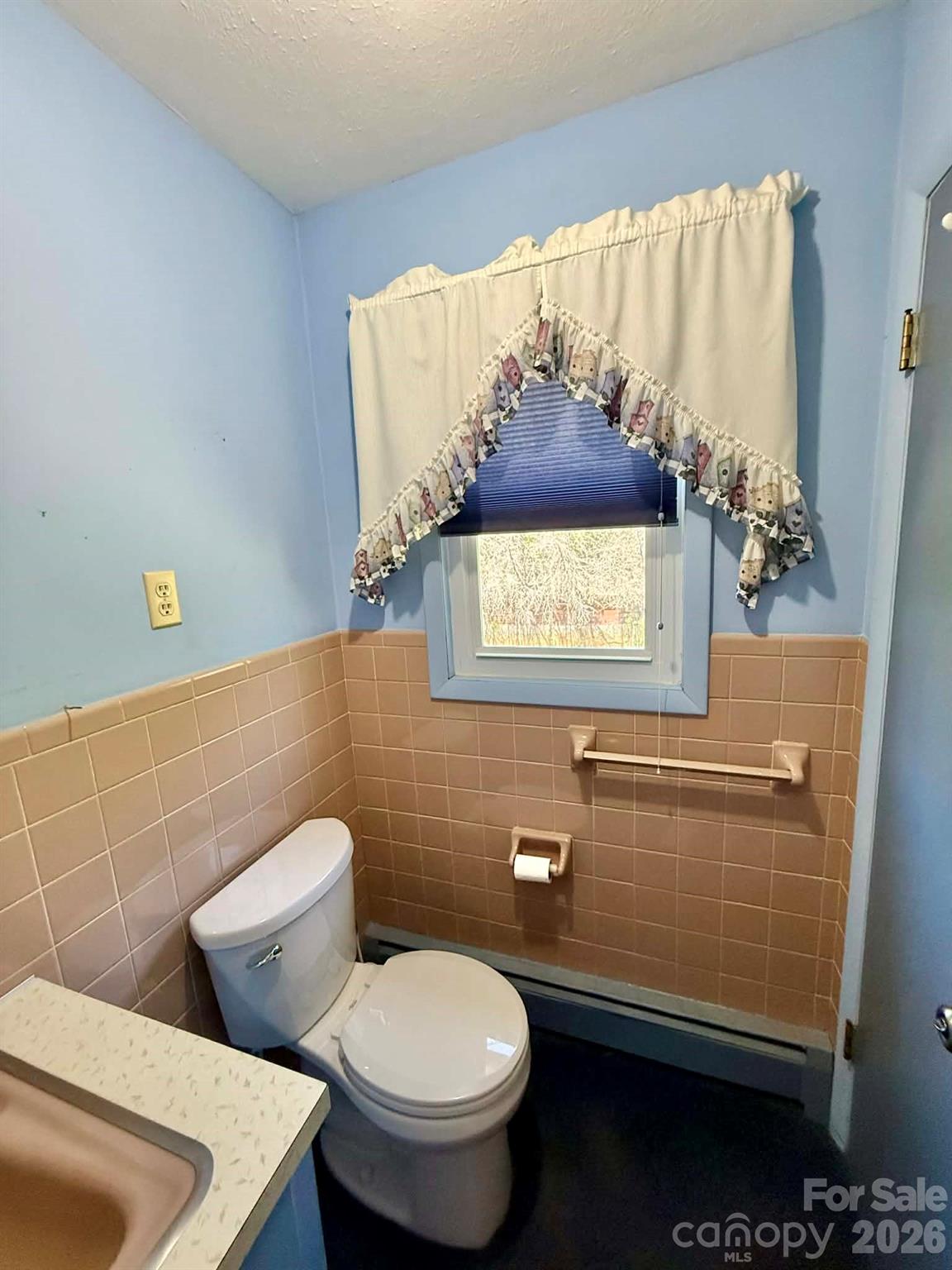 3195 Westview Street — Valdese