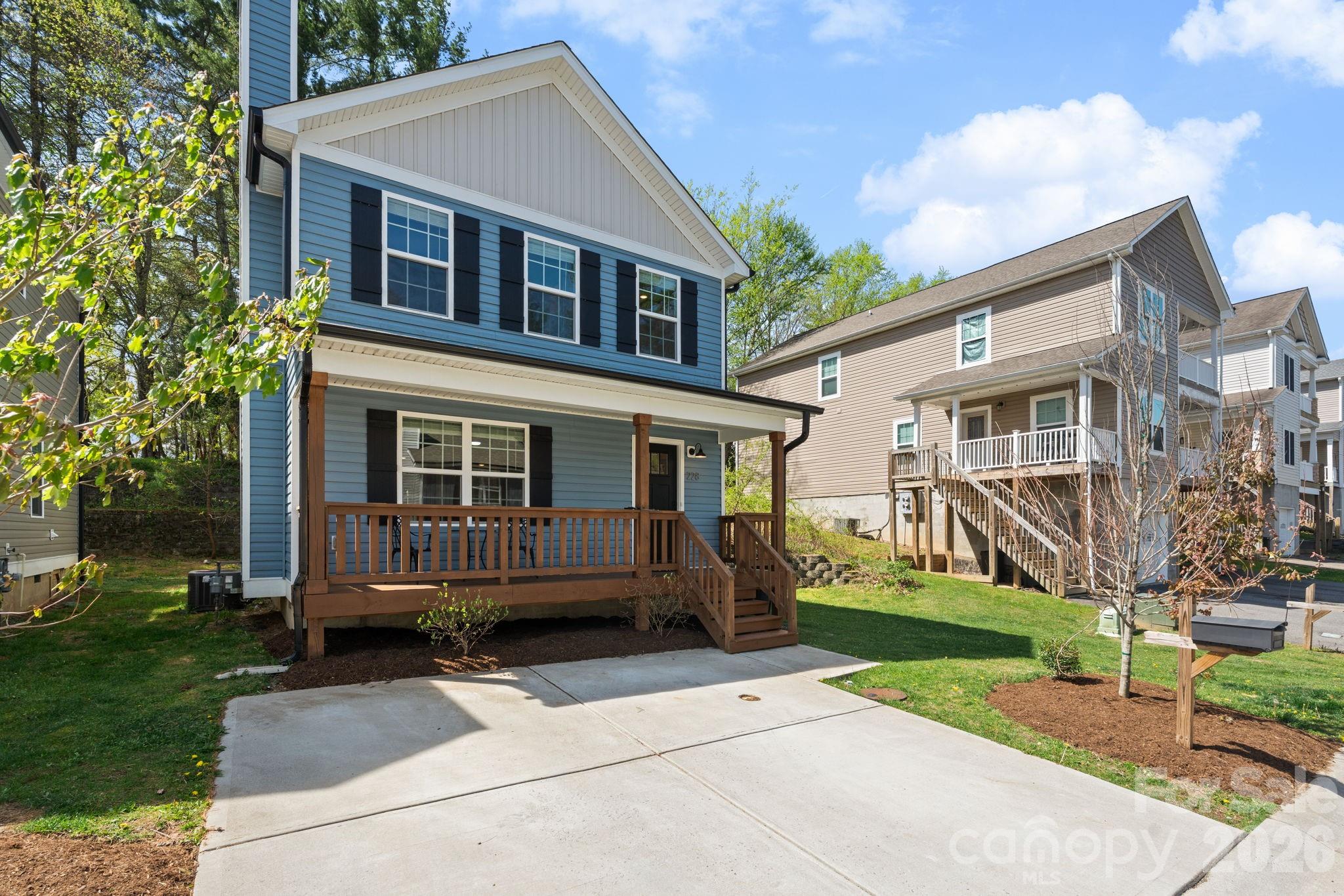 228 Stratford Lane — Boone