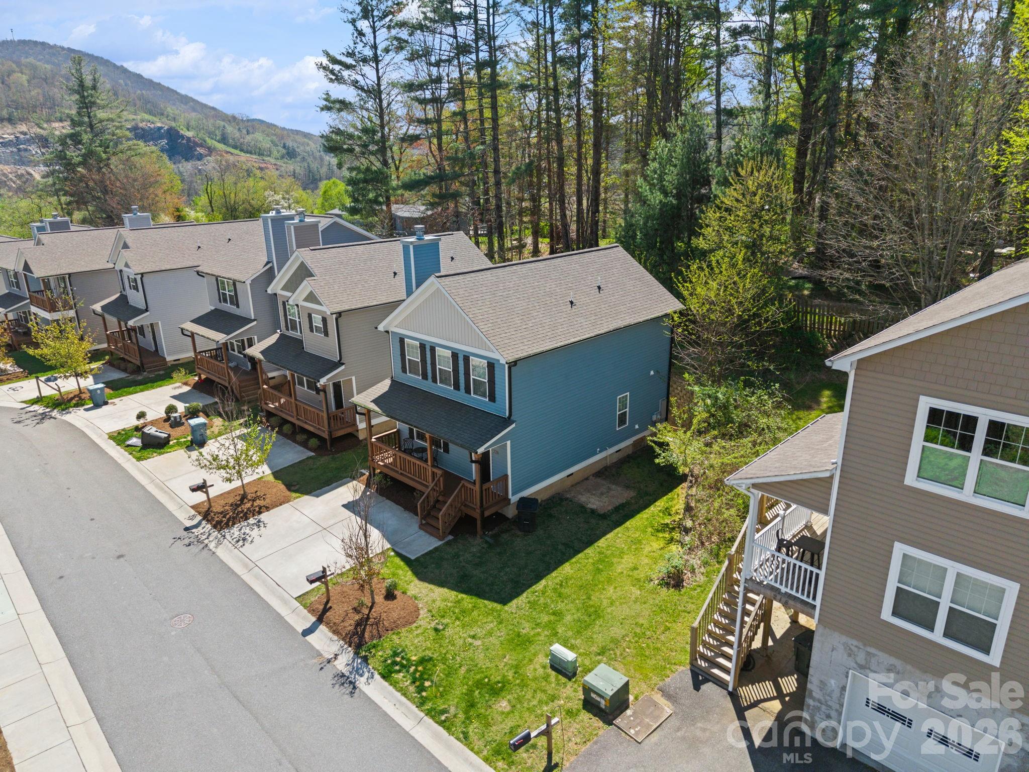 228 Stratford Lane — Boone