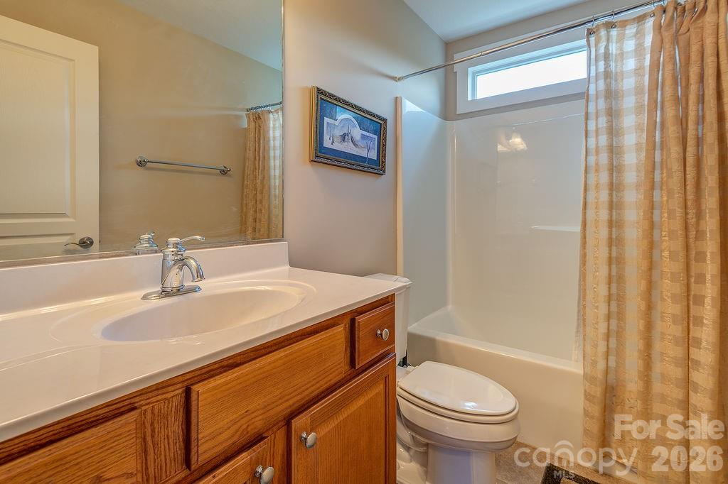 4 Olde Cottage Lane — Asheville
