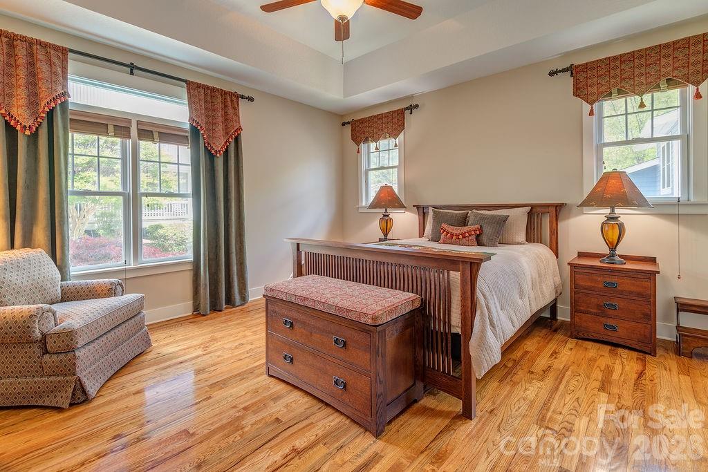 4 Olde Cottage Lane — Asheville