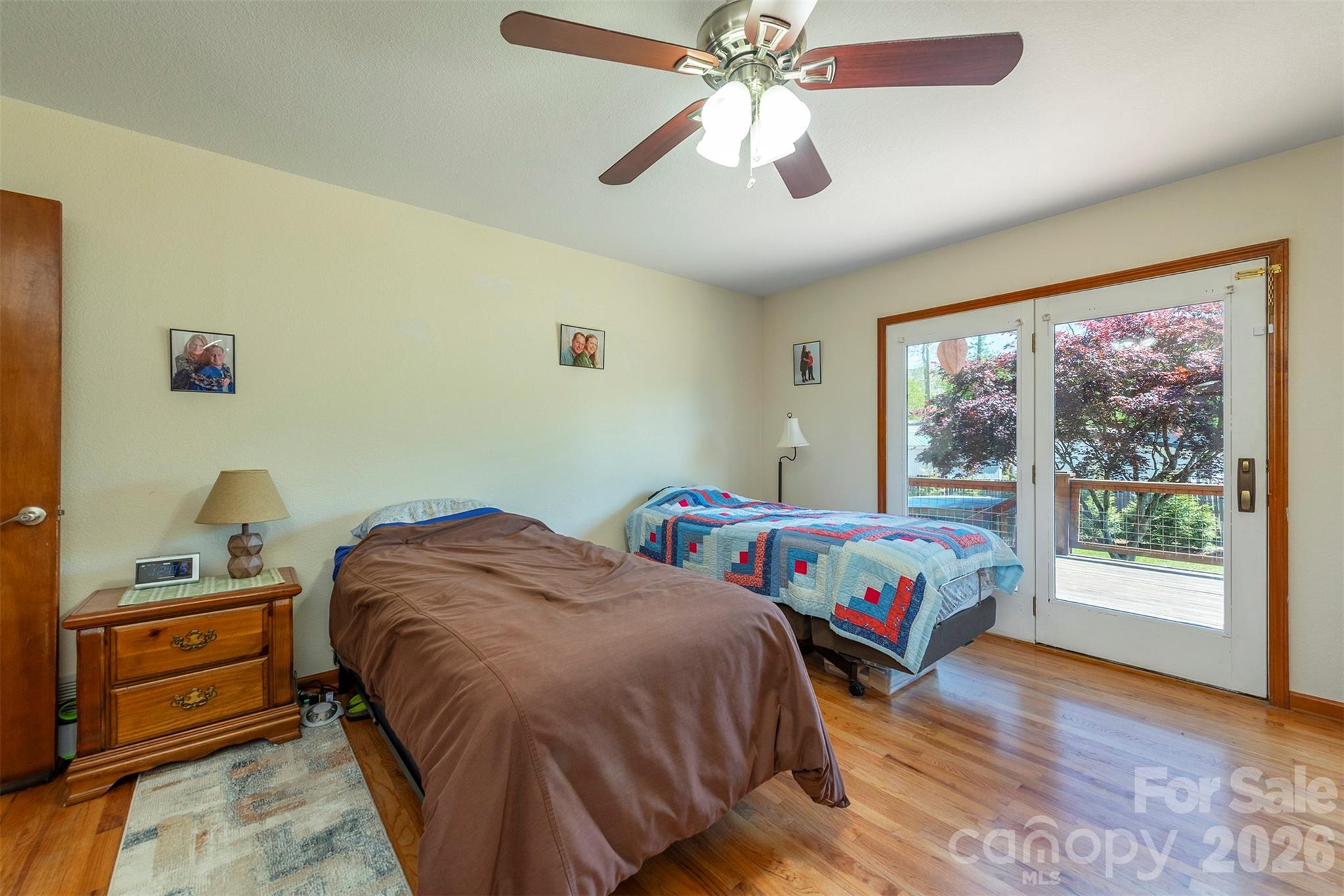 230 Blythewood Drive — Hendersonville