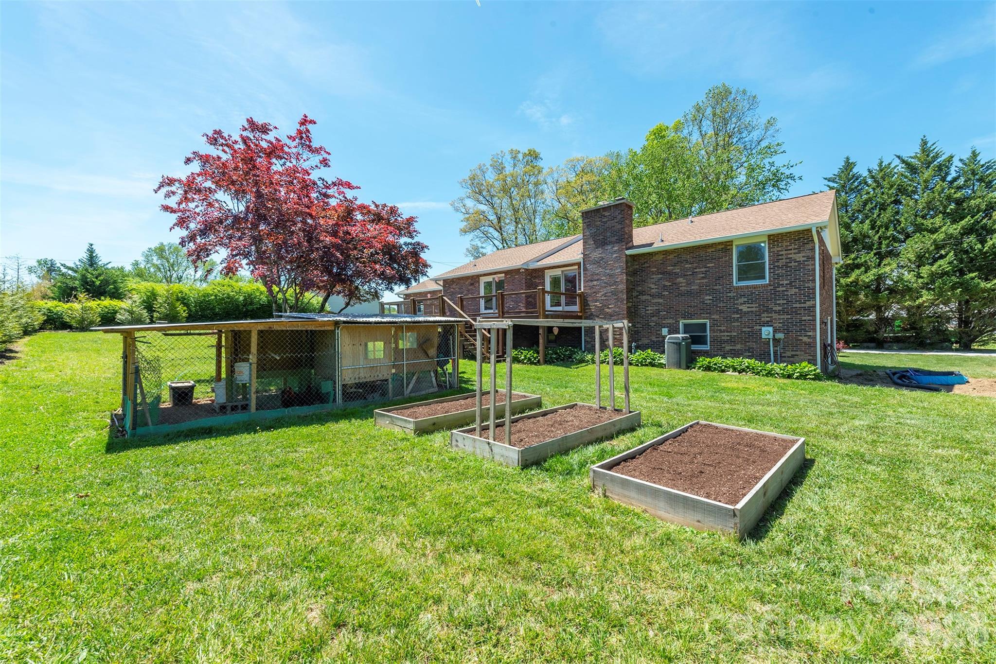 230 Blythewood Drive — Hendersonville