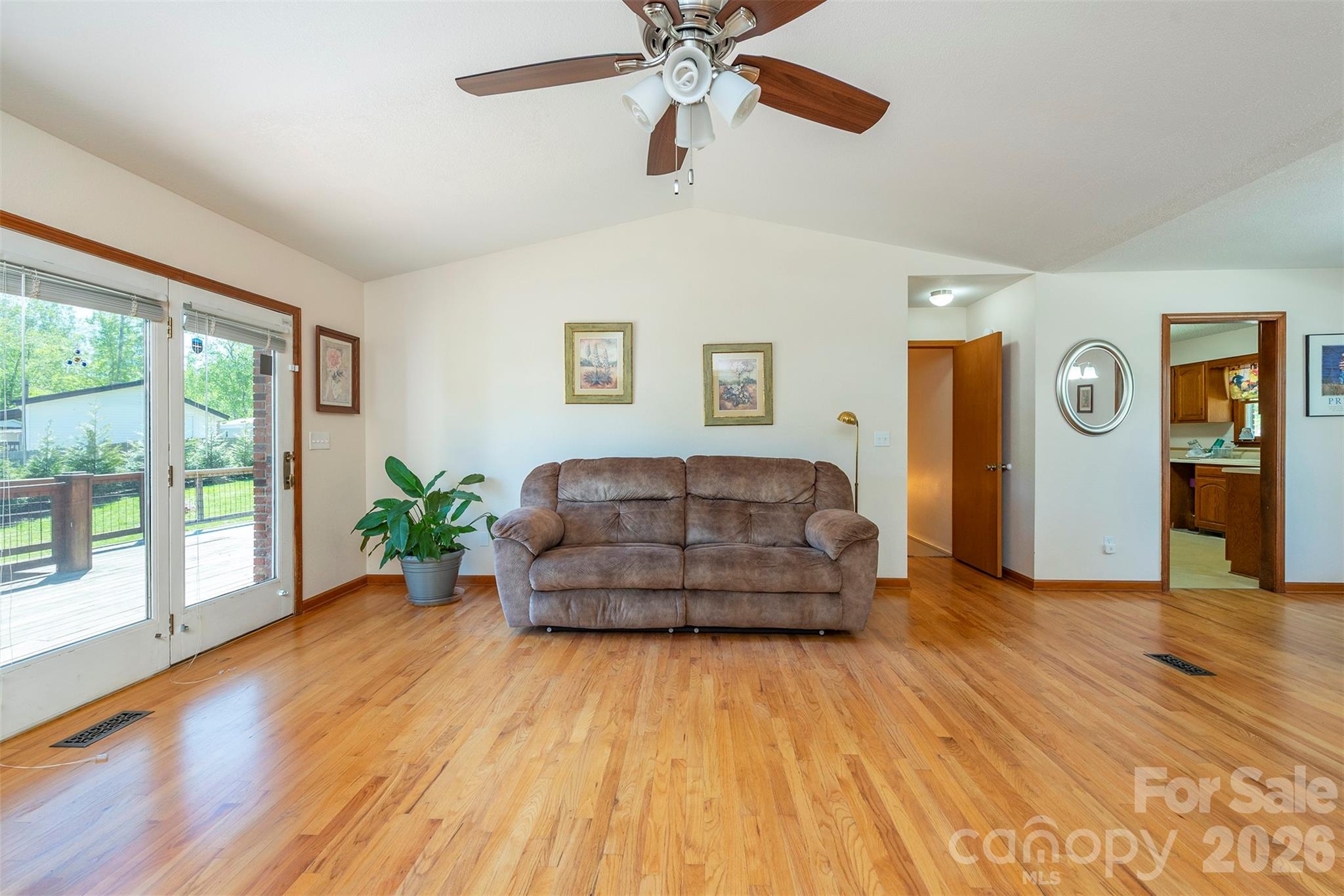 230 Blythewood Drive — Hendersonville