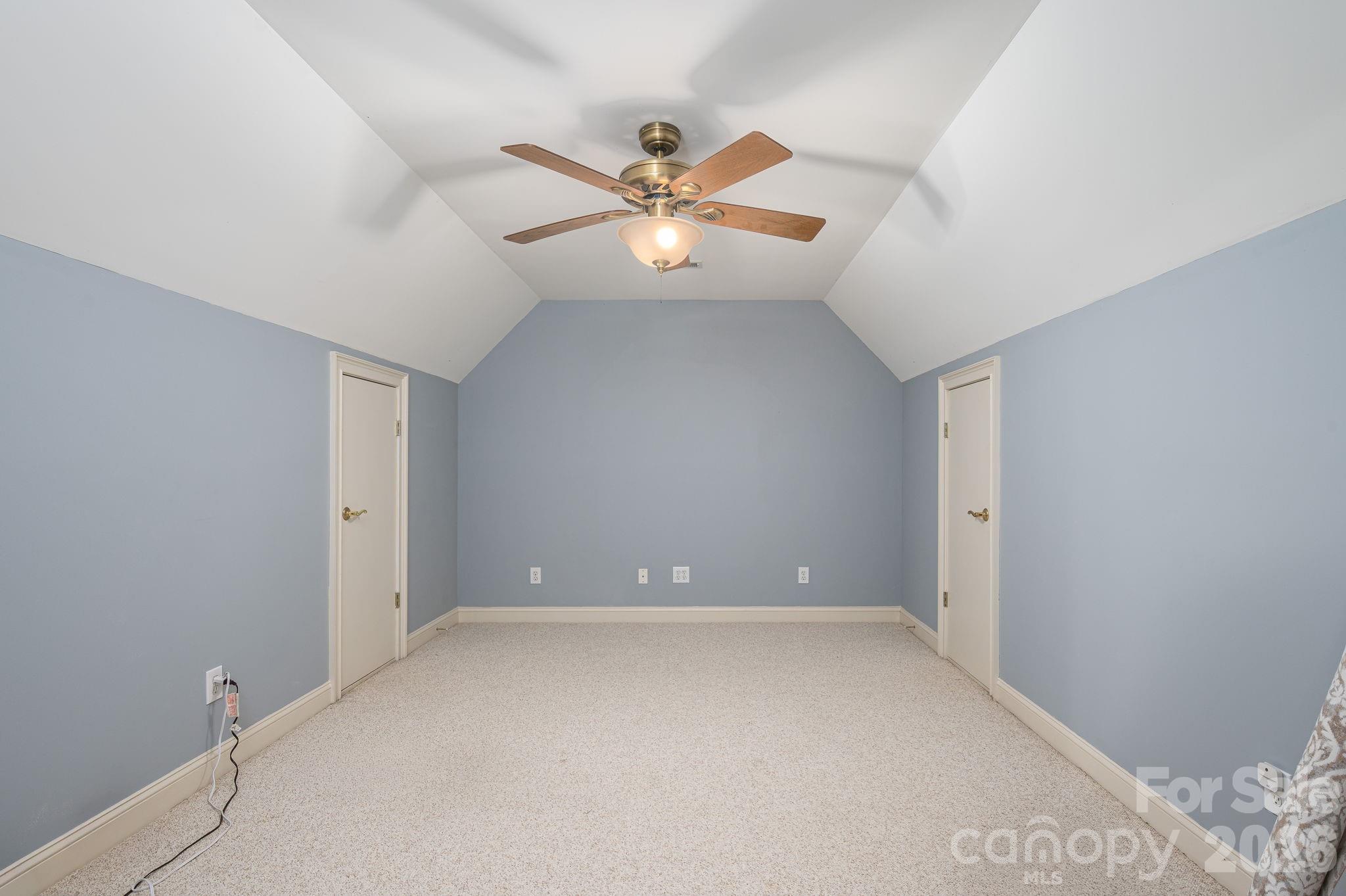 110 Elizabeth Court — Mount Holly