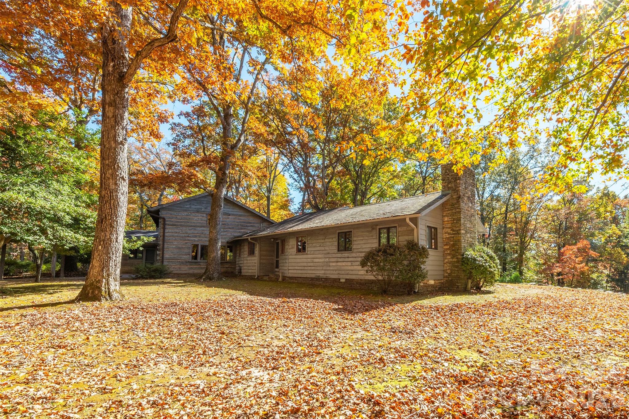 102 Weaver Mill Road — Columbus