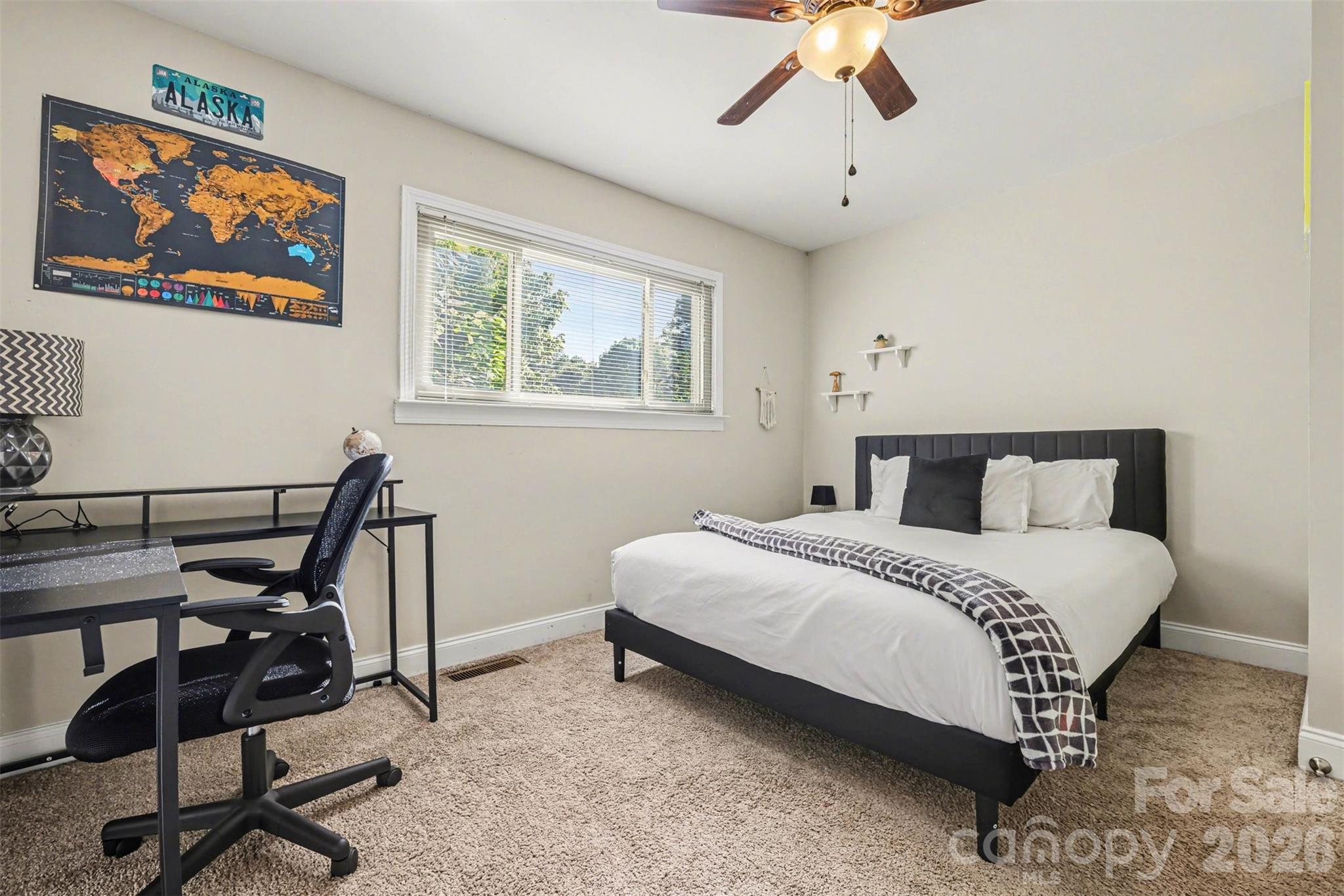 1201 Green Oaks Lane — Charlotte
