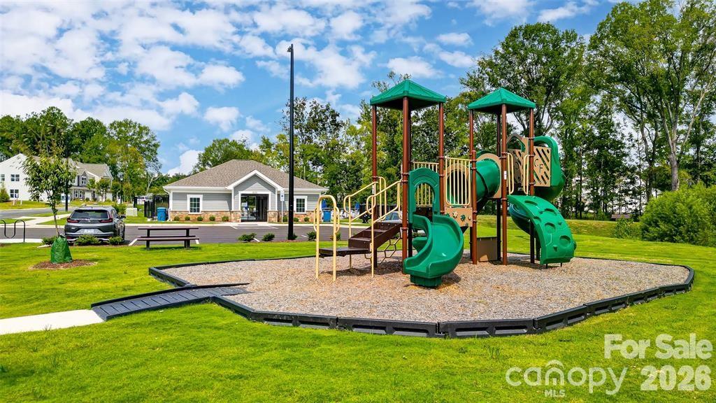 4370 Black Court — Harrisburg