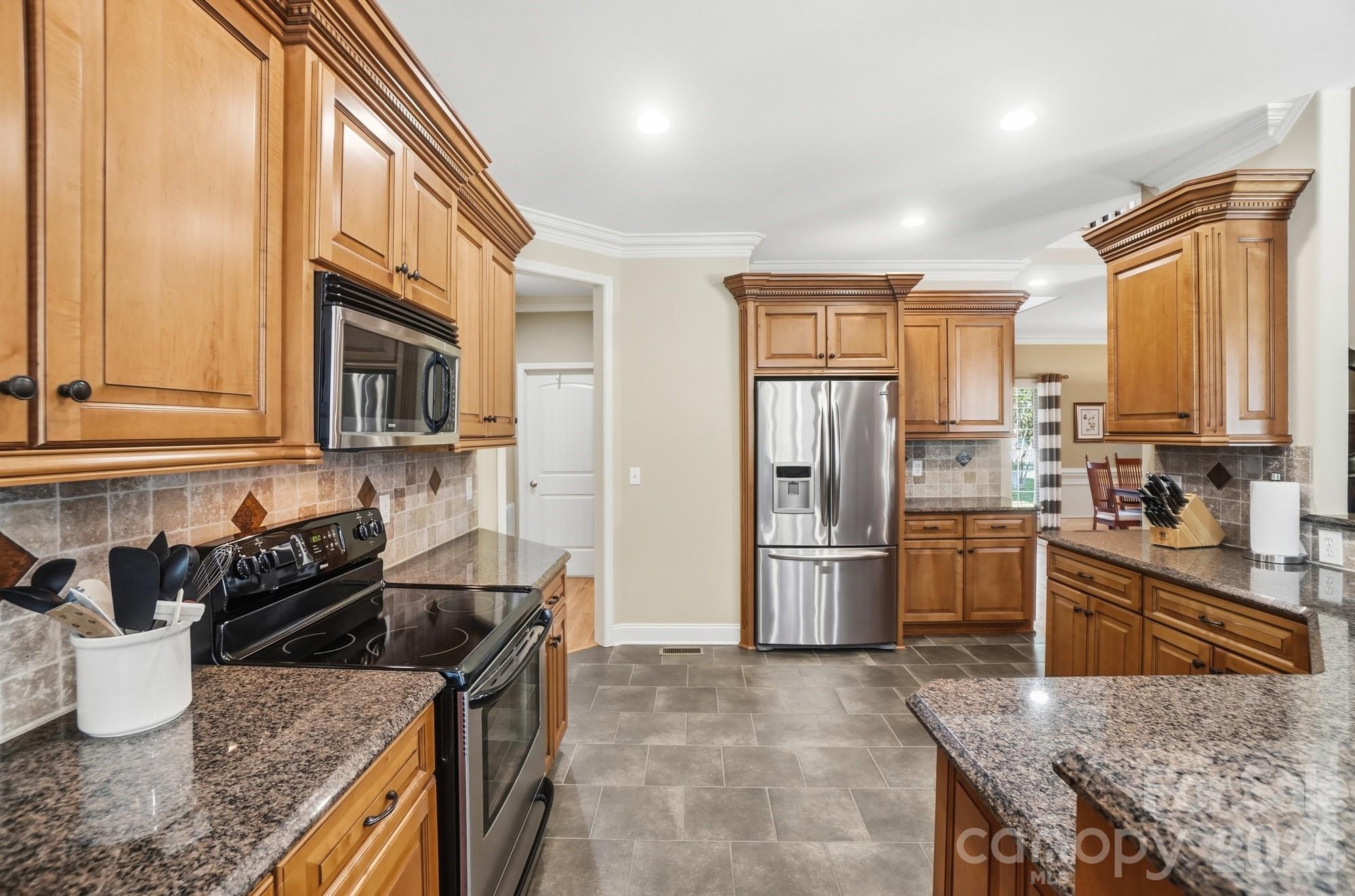 123 Coral Rutledge Drive — Mount Holly