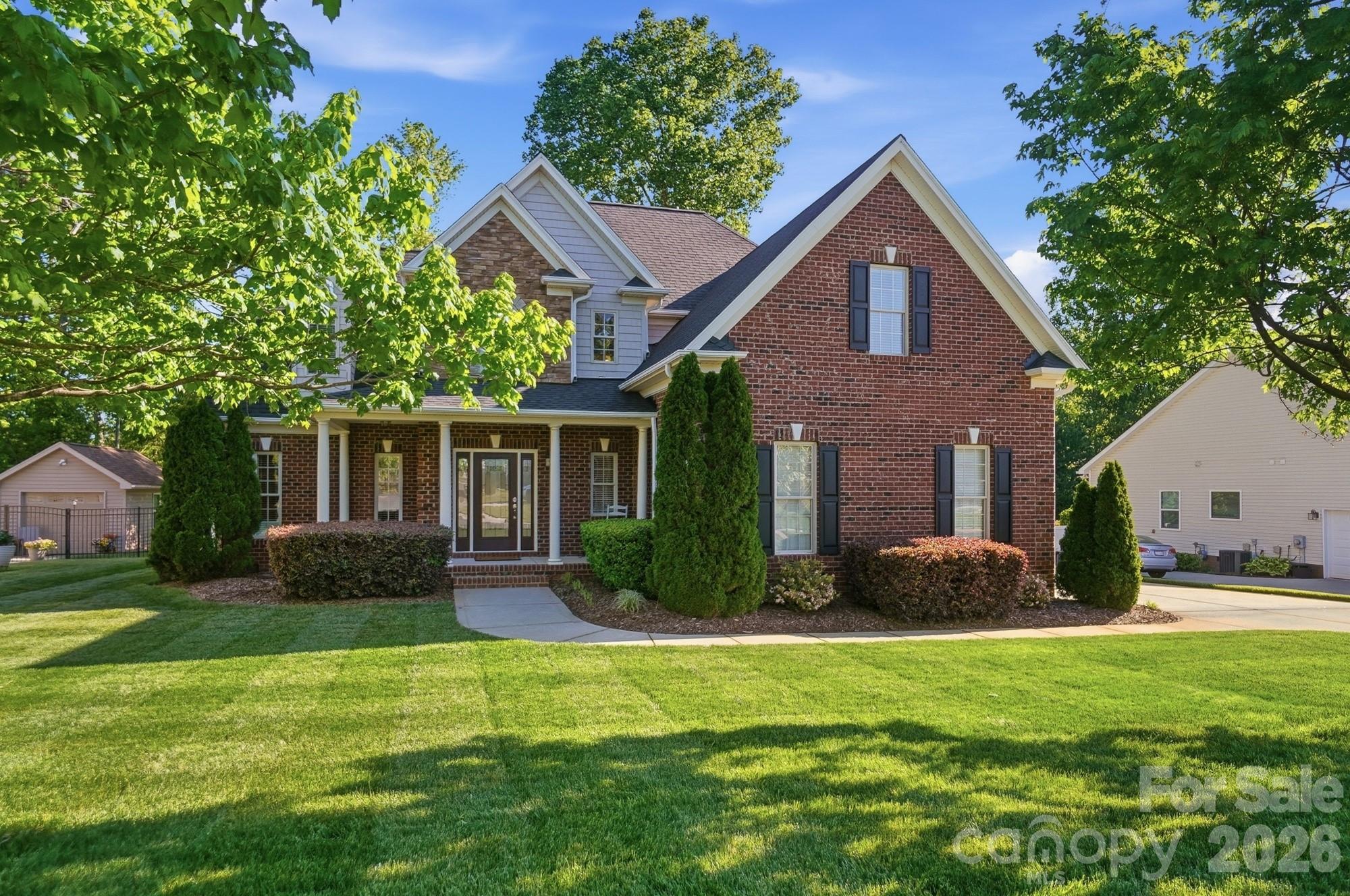 123 Coral Rutledge Drive — Mount Holly