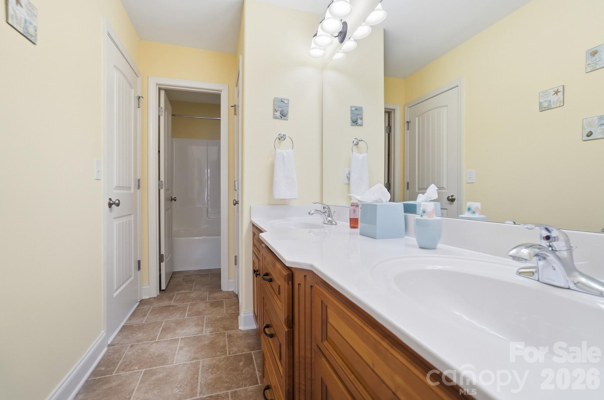 123 Coral Rutledge Drive — Mount Holly