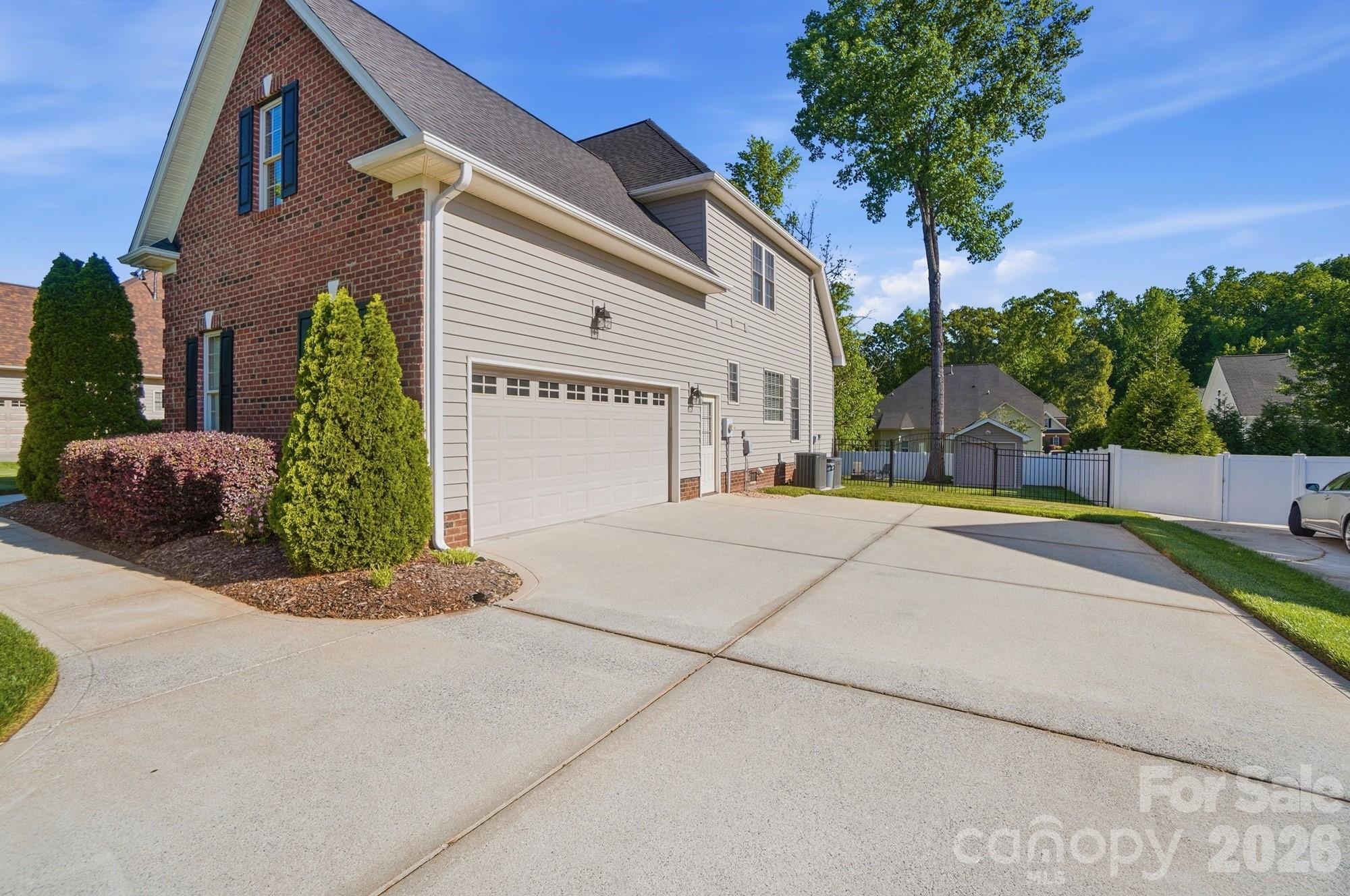 123 Coral Rutledge Drive — Mount Holly