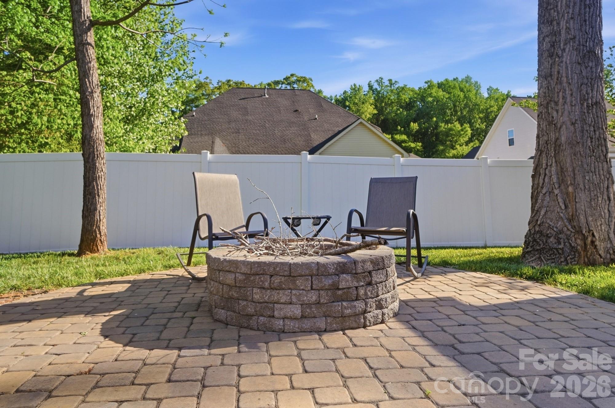 123 Coral Rutledge Drive — Mount Holly