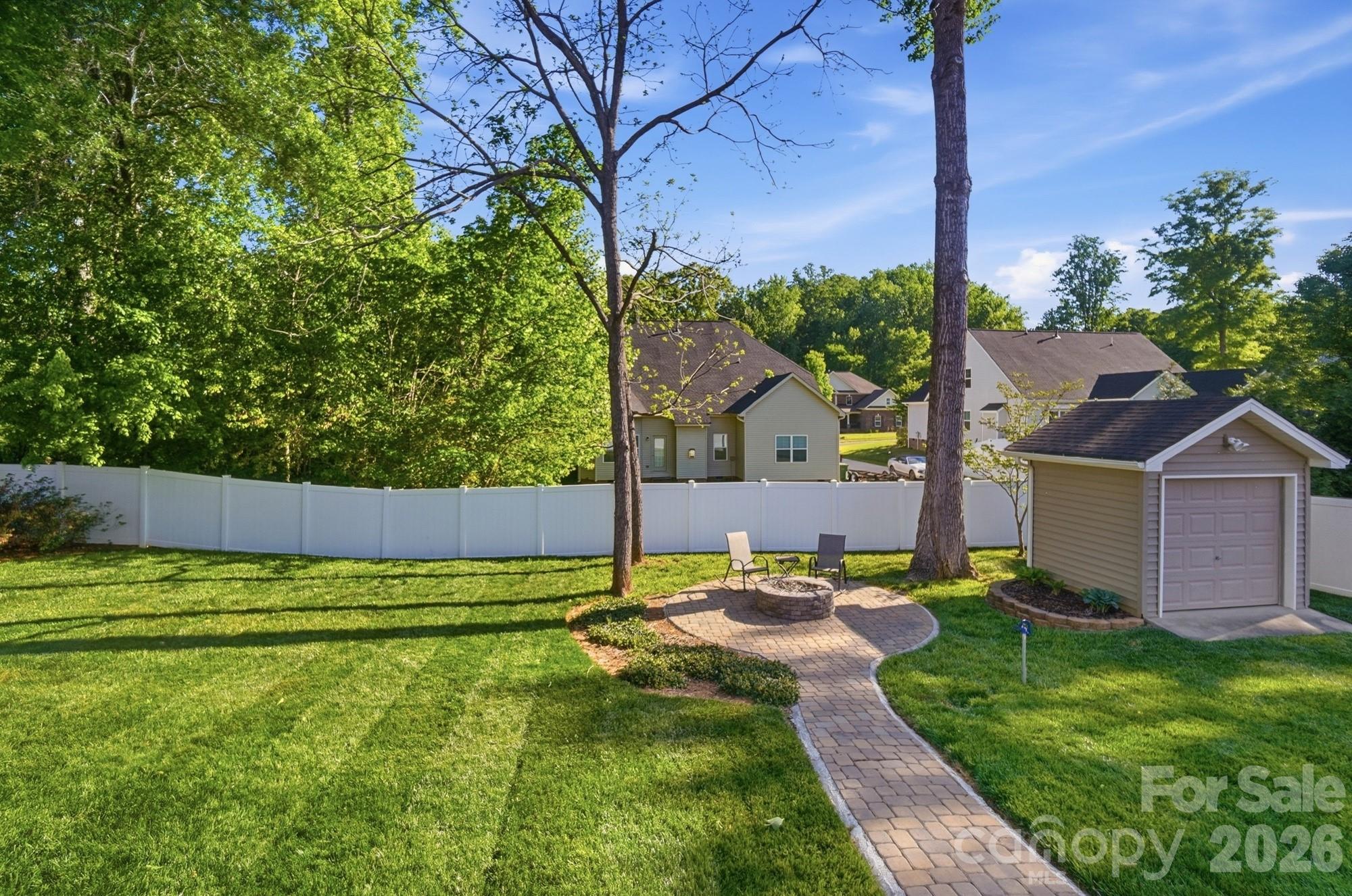 123 Coral Rutledge Drive — Mount Holly