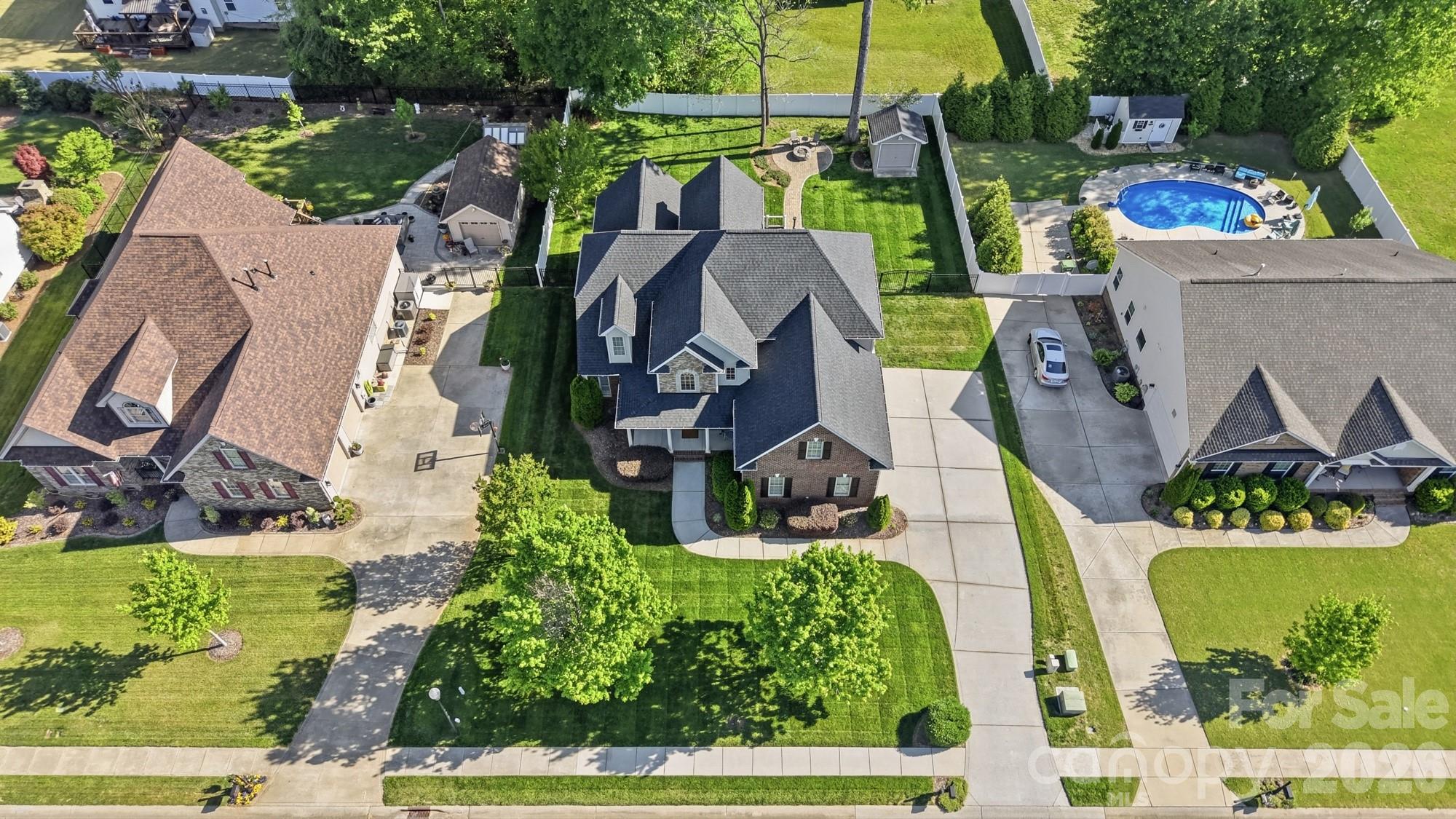 123 Coral Rutledge Drive — Mount Holly