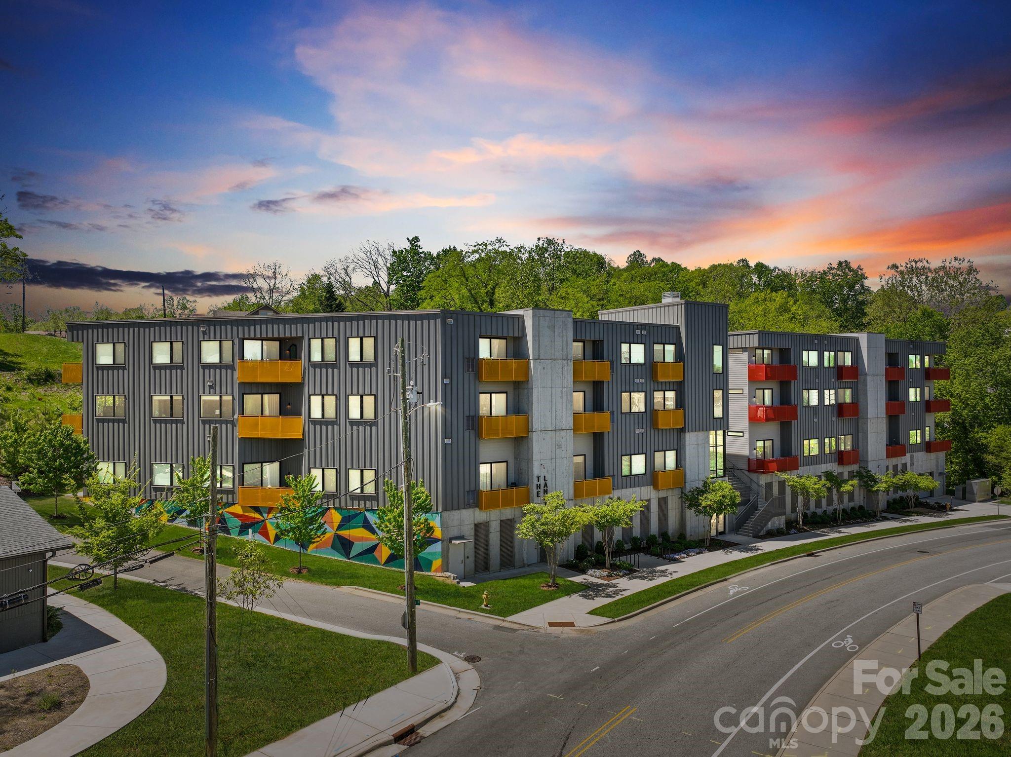 68 Craven Street #206 — Asheville