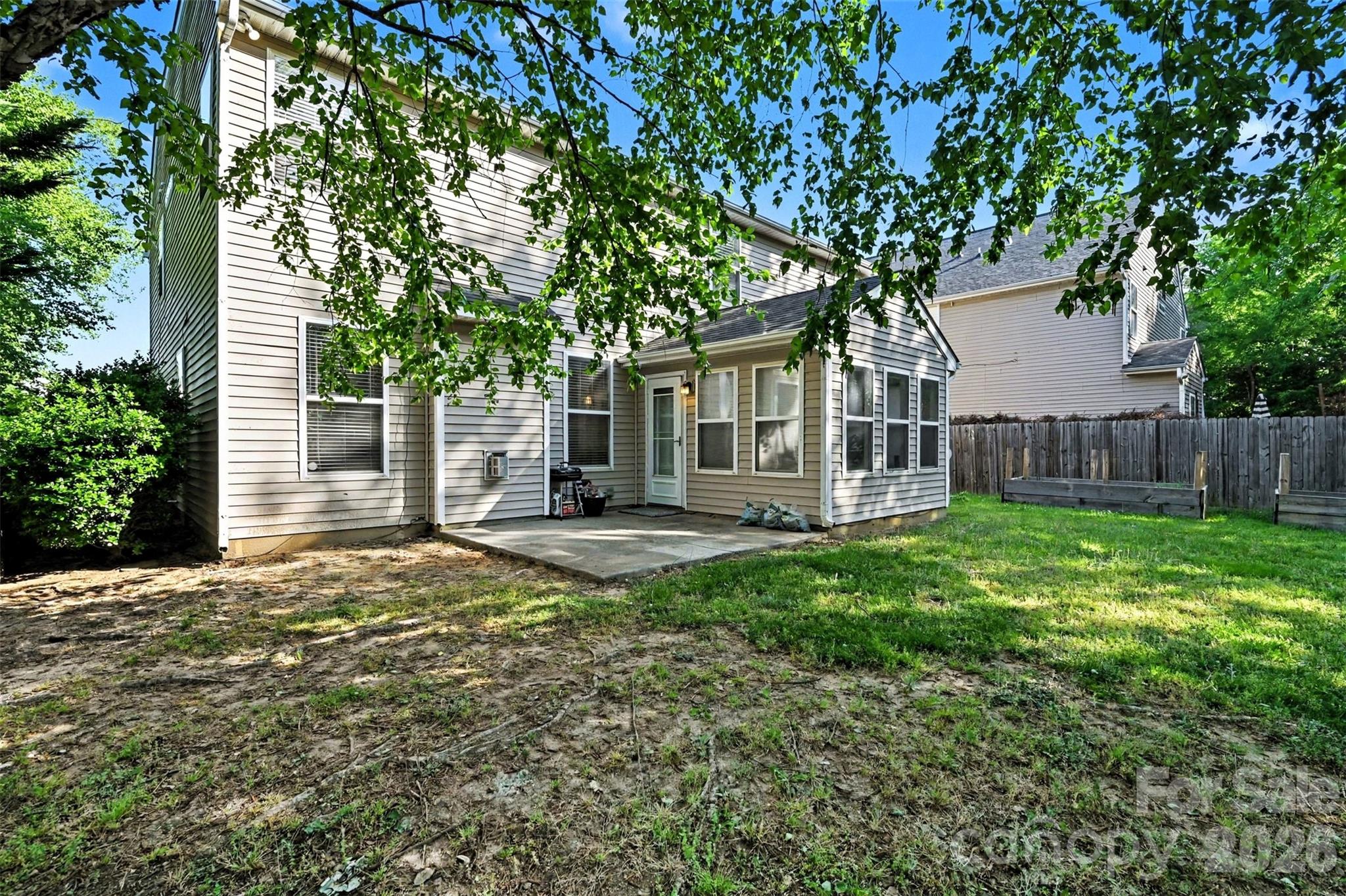 12700 Oldehurst Place — Charlotte