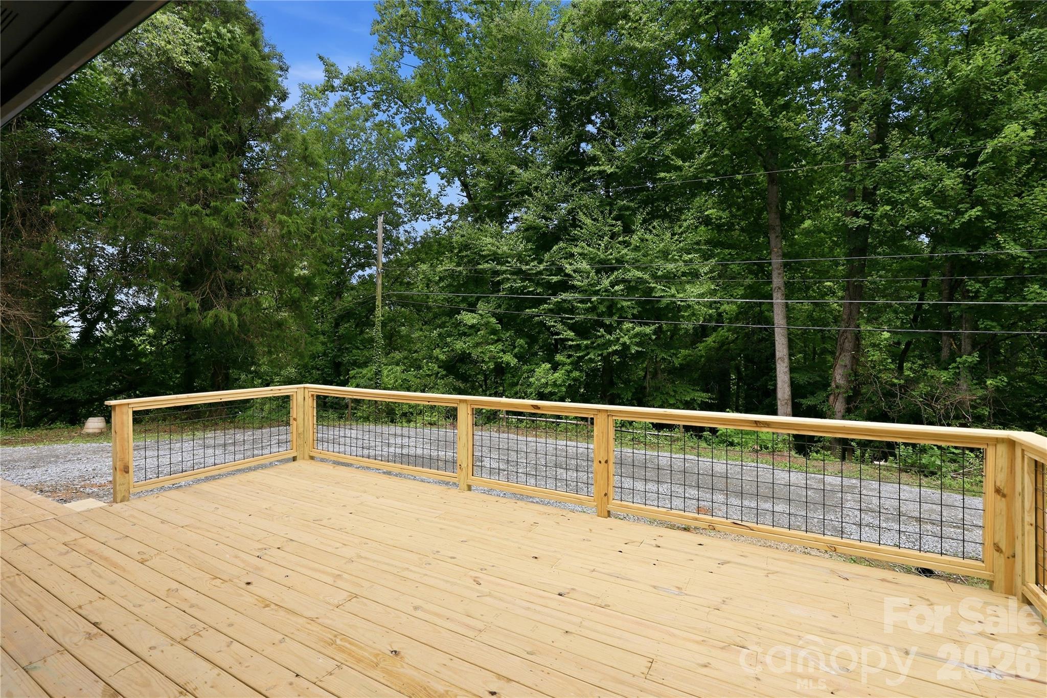30 Top Of The Mountain Road — Hendersonville