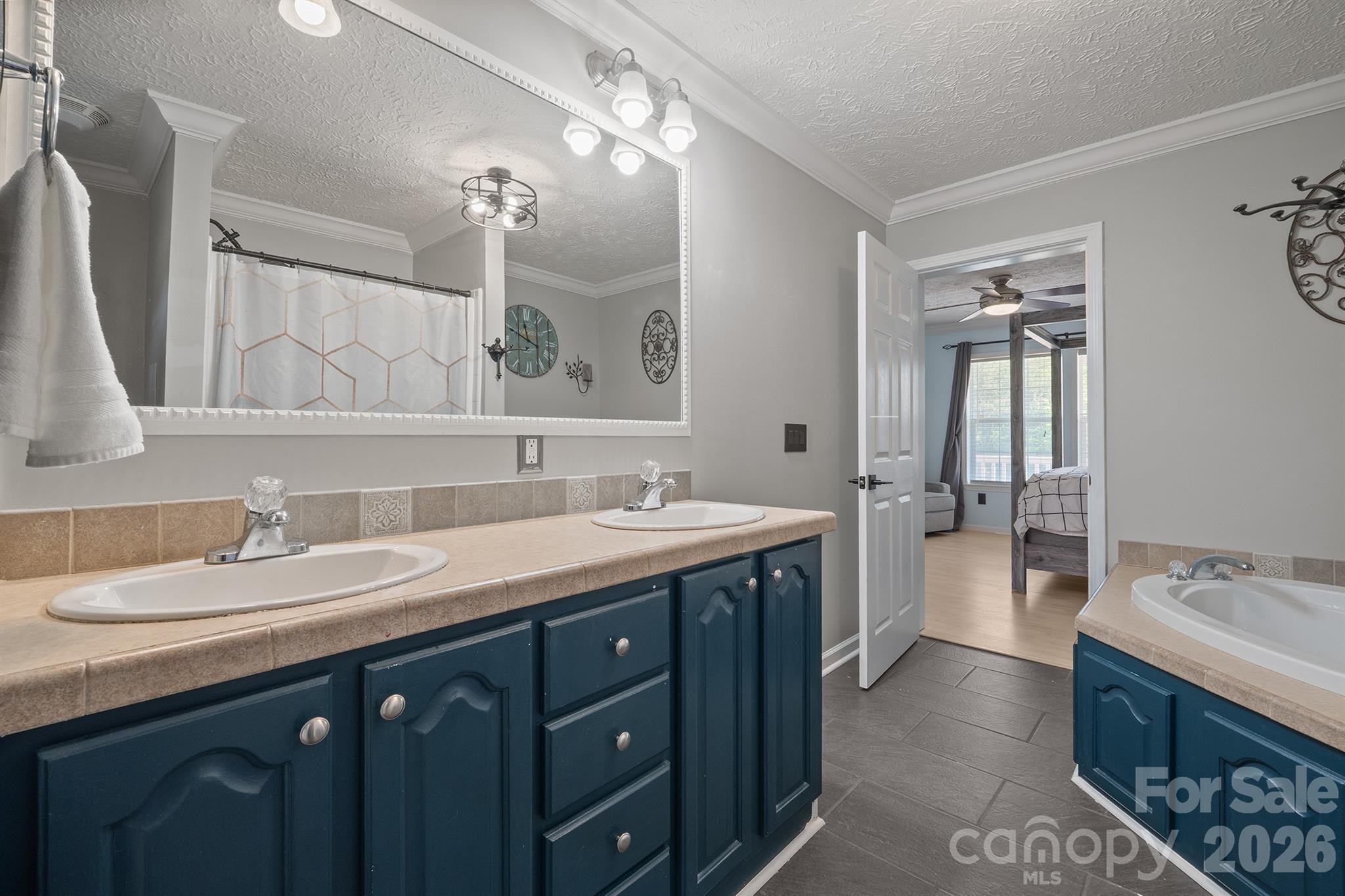 132 Top Flite Drive — Statesville