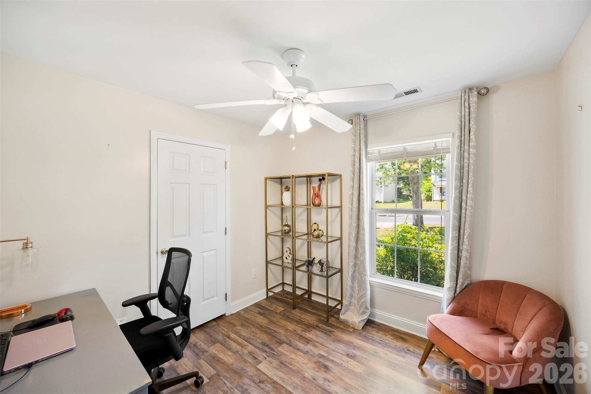 5825 NW Birchfield Lane — Concord