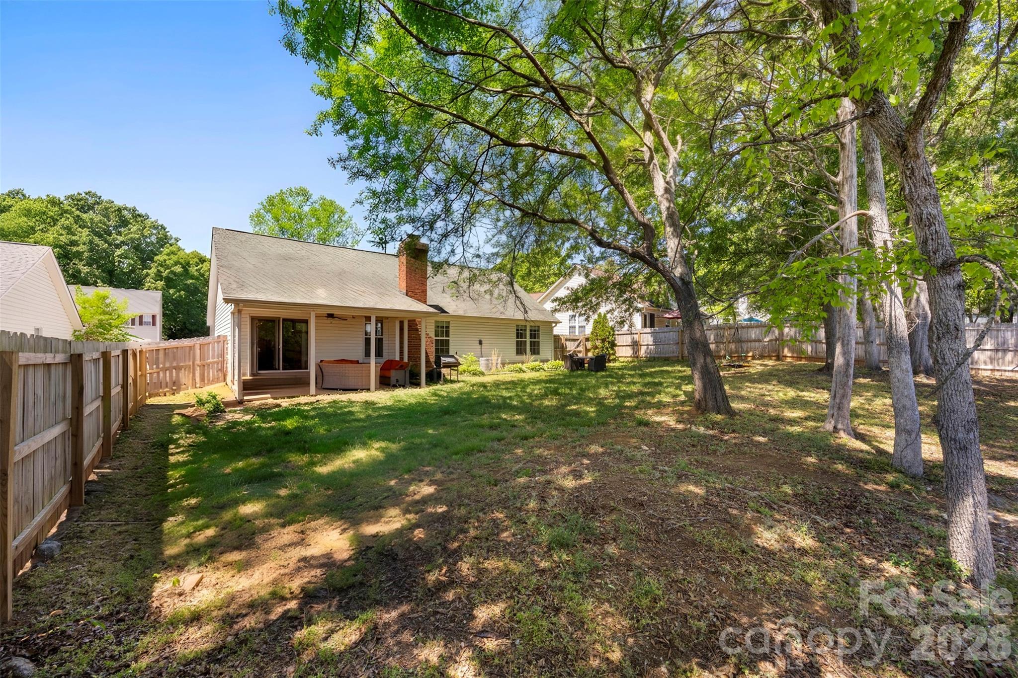 5825 NW Birchfield Lane — Concord